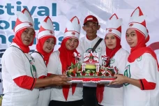 Santri Ganjar Gandeng...