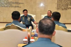 14 Perwira TNI AL Selesaikan...