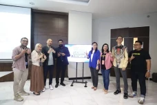 Vision+ Gandeng First...