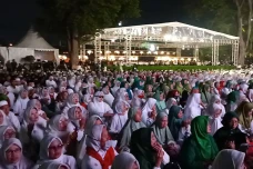 Hadiri Istigasah Kebangsaan...