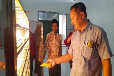 Dorong Daun Kelor Mendunia,...