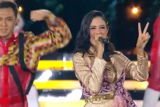 Kejutan! Aurelie Moeremans...