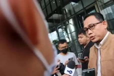 Hari Ini, KPK Periksa...
