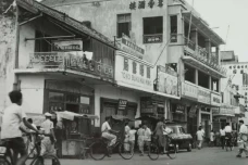 Apakah Jayakarta dan...