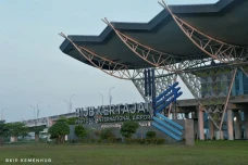 Daftar Maskapai yang...