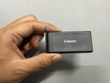 Review Kingston XS1000,...