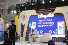 Voting dengan Qris,...