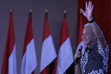 Ganjar Pranowo Komitmen...