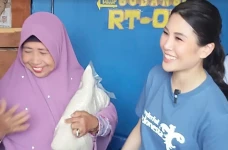 Momen Angela Tanoesoedibjo...