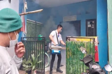 Cegah DBD, Bacaleg Perindo...