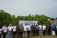 Peringati Hari Maritim...