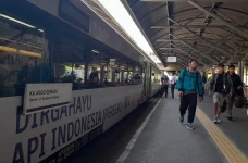 Besok Libur Nasional...