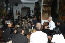 Bertemu Seniman Jawa...