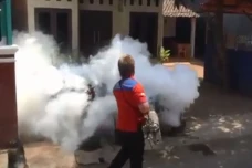 Cegah Penularan Demam...
