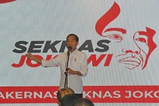 Mengenal Seknas Jokowi,...