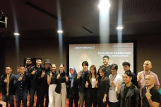 Ari Irham Jadi Tersangka...