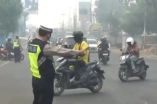 Ngeri! Kabut Asap di...