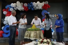 Potong Tumpeng di HUT...