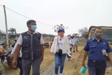 Perindo Bagikan Masker...