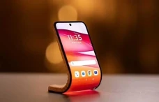 Motorola Tampilkan Ponsel...