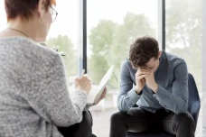 3 Perbedaan Profesi...