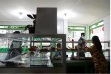Giliran Pengusaha Warteg...