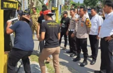 Bakesbangpol Jatim:...