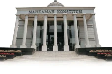 Hasil Survei: Mayoritas...