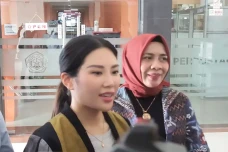 Hadir di Unitomo, Wamenparekraf...