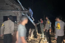 36 Rumah Rusak Disapu...
