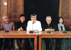 Prihatin dengan Kondisi...