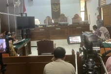 PN Jaksel Tolak Gugatan...