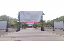 Konser Coldplay di GBK,...