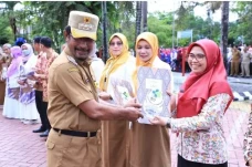 Berikan Layanan Terbaik,...