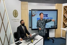 Permudah Guru di Pelosok...