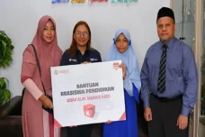 Dukung Pendidikan, SiCepat...