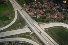 4 Proyek Jalan Tol Rp102,16...