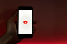 Streaming YouTube Lemot?...