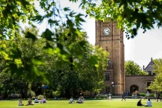 Top 15 Universitas di...