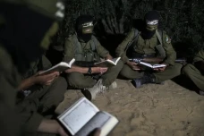 Hamas Telah Meluluskan...