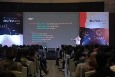 DevFest 2023 Kembali...