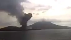Gunung Anak Krakatau...