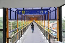 Menhub Resmikan Skybridge...