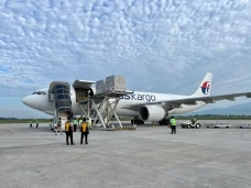 Bandara Juanda Surabaya...