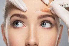 Bahaya Botox yang Makin...