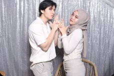 3 Tahun Pacaran, Putri...