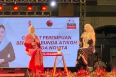 Siti Atikoh Soroti Pedihnya...