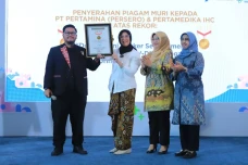 Holding RS BUMN Pecahkan...