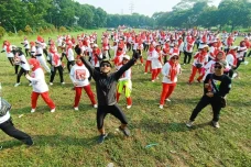 Rayakan Hari Ibu, Relawan...