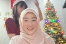 Ikut Rayakan Natal Bersama...